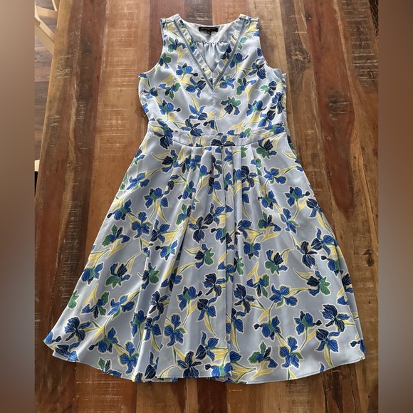 Banana Republic Floral Sleeveless Dress Size 8 - Picture 1 of 8